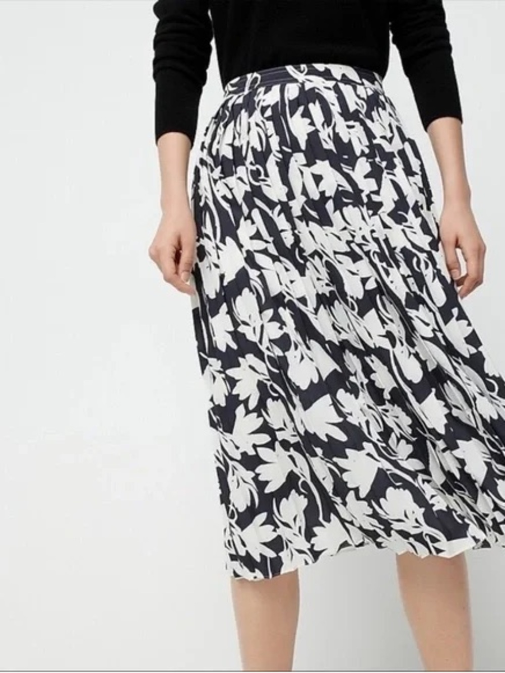 J.Crew 365 gray white floral pleated midi skirt 10